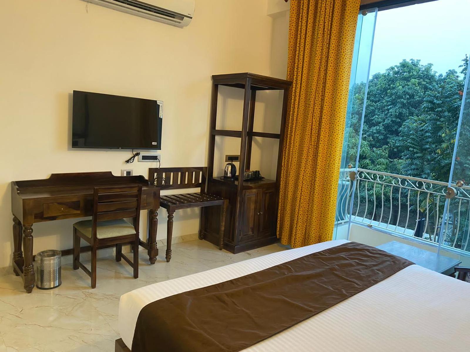Dera Pichola- A Lake Facing Boutique Hotel ウダイプル エクステリア 写真
